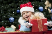 О порядке выдачи новогодних подарков детям неработающих граждан