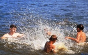 Глава города Александр Михайлов подписал постановление о безопасности населения на водных объектах Железногорска в весенний период и купальный сезон 2024 года