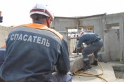 Железногорские спасатели участвуют в многоборье для универсальных специалистов 